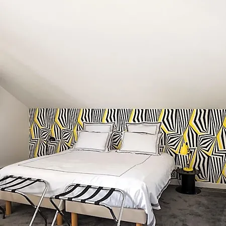 La Maison Mirabeau Bed & Breakfast