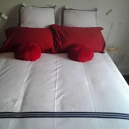 La Maison Mirabeau Bed & Breakfast