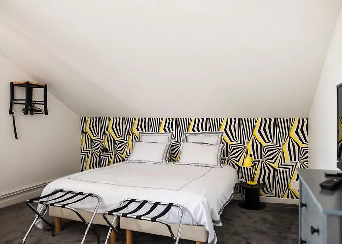 La Maison Mirabeau 3*